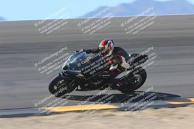 media/Nov-06-2023-Moto Forza (Mon) [[ce023d0744]]/2-Advanced Group/Session 2 (Bowl Speed Pans)/